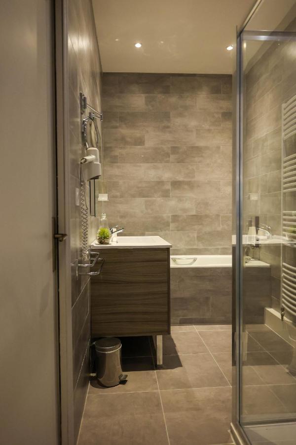 Hotel Le Chapon Fin Moissac Luaran gambar