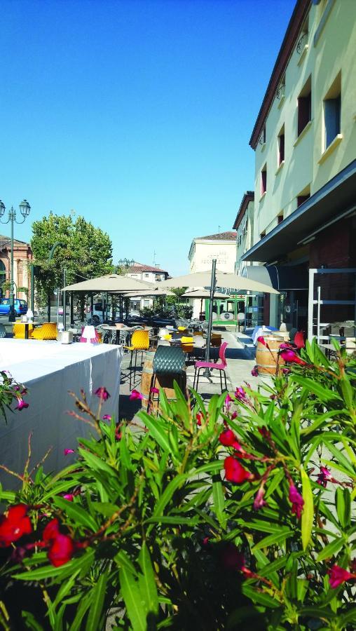 Hotel Le Chapon Fin Moissac Luaran gambar